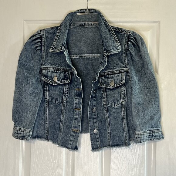 Jackets & Blazers - Cropped Jean Jacket - Size Medium - Puff Sleeves - ¾ Sleeves - Neatly Frayed Hem